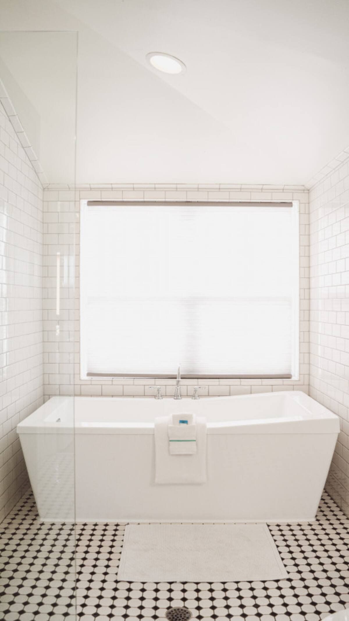 Large soaking tub